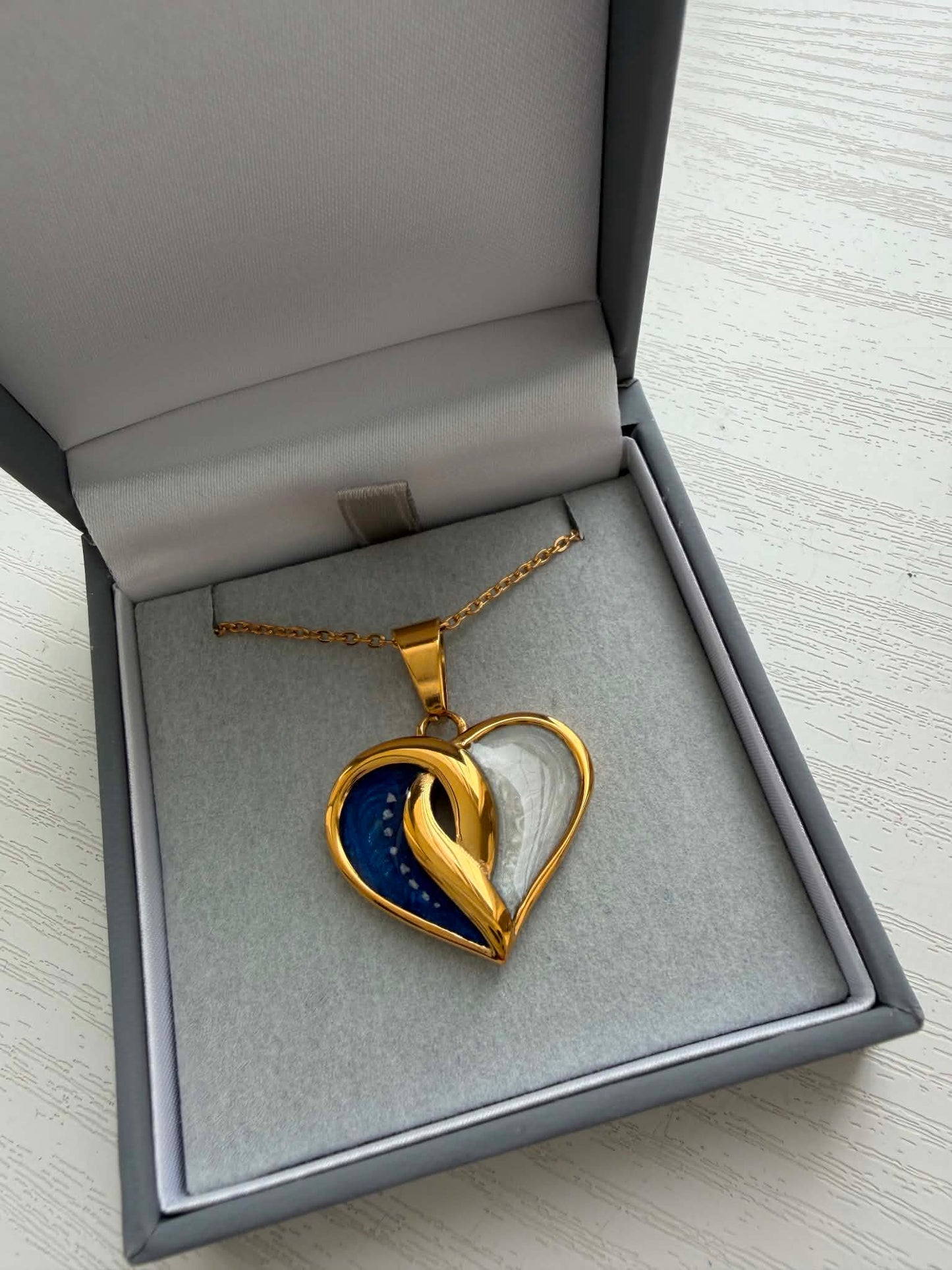 Crossover Heart 9ct Gold PVD Pendant, suitable for 2 sets of ashes.