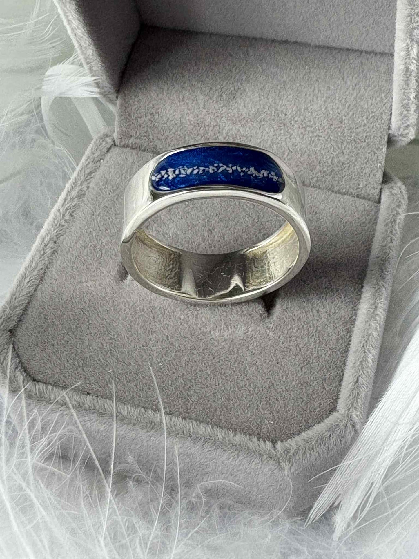 Mens 8mm Channel Ring
