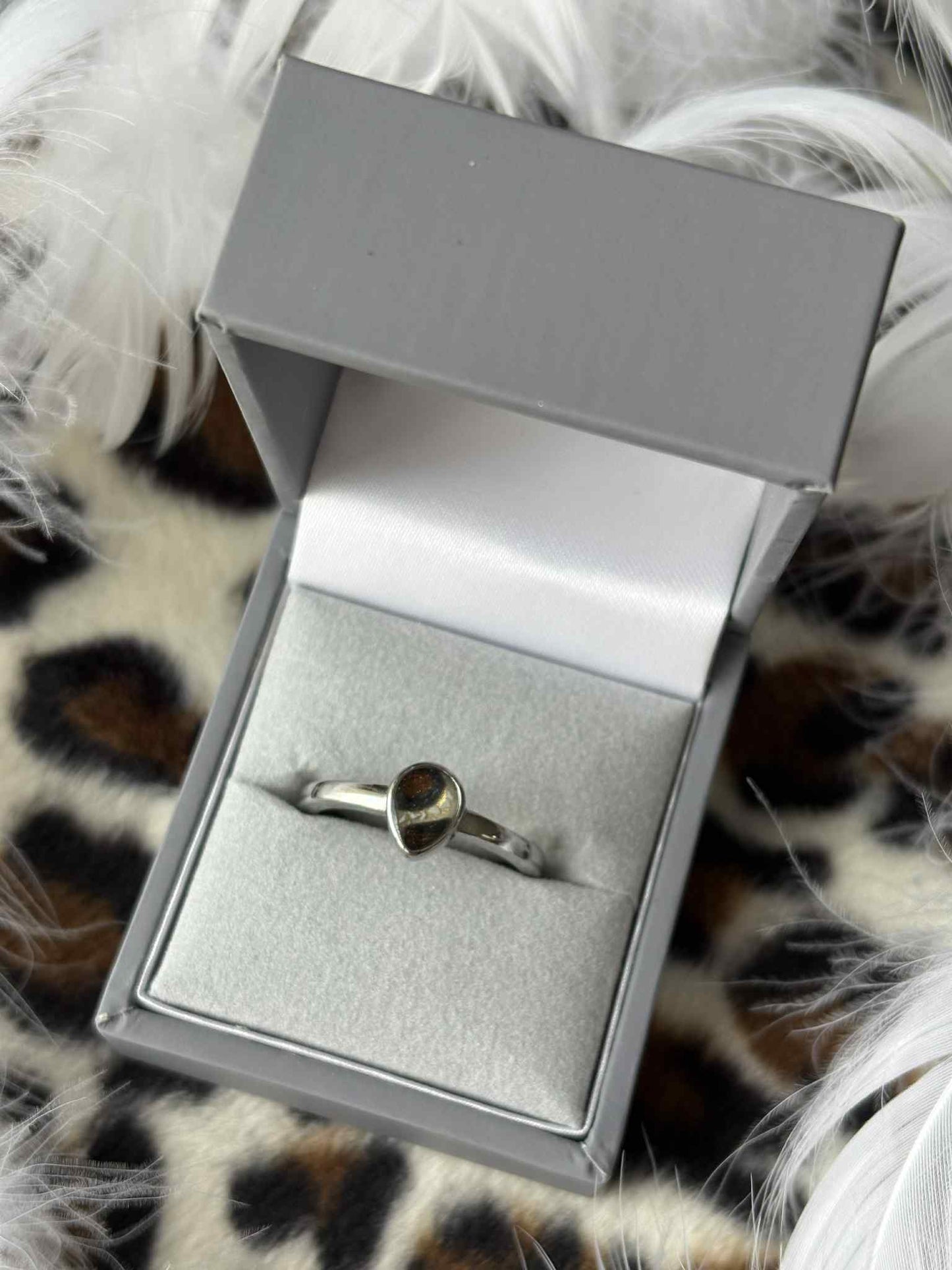 Silent Teardrop Ring