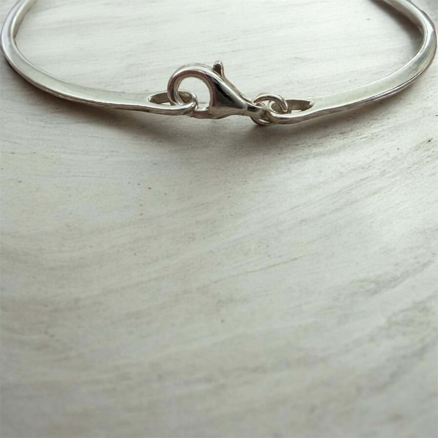 Solid Silver Timeless Love Bangle