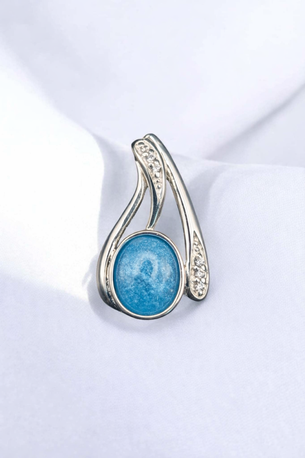 Silent Memory Pendant