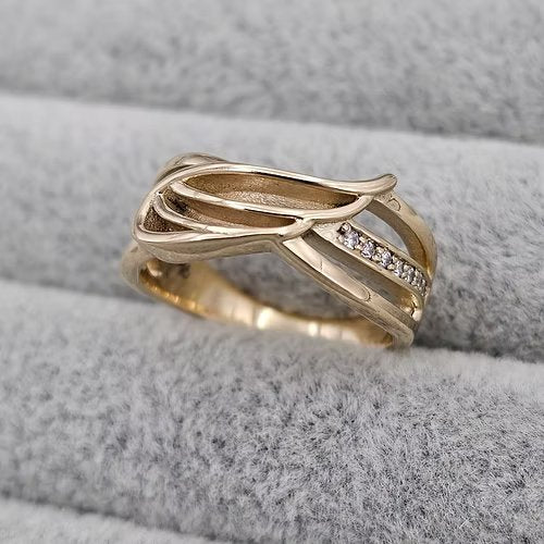 9ct Gold Angel Wing Ring