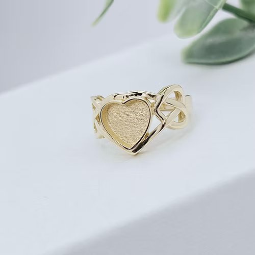 9ct Gold Celtic Heart Ring