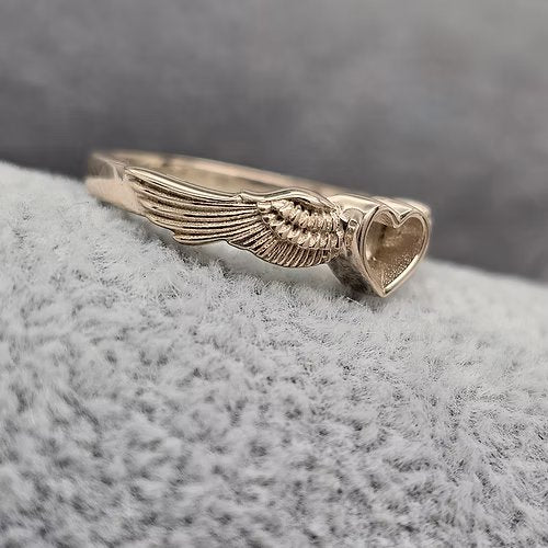 9ct Gold Wings of Love Ring