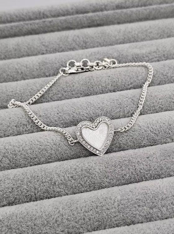 Sparkling Heart Bracelet