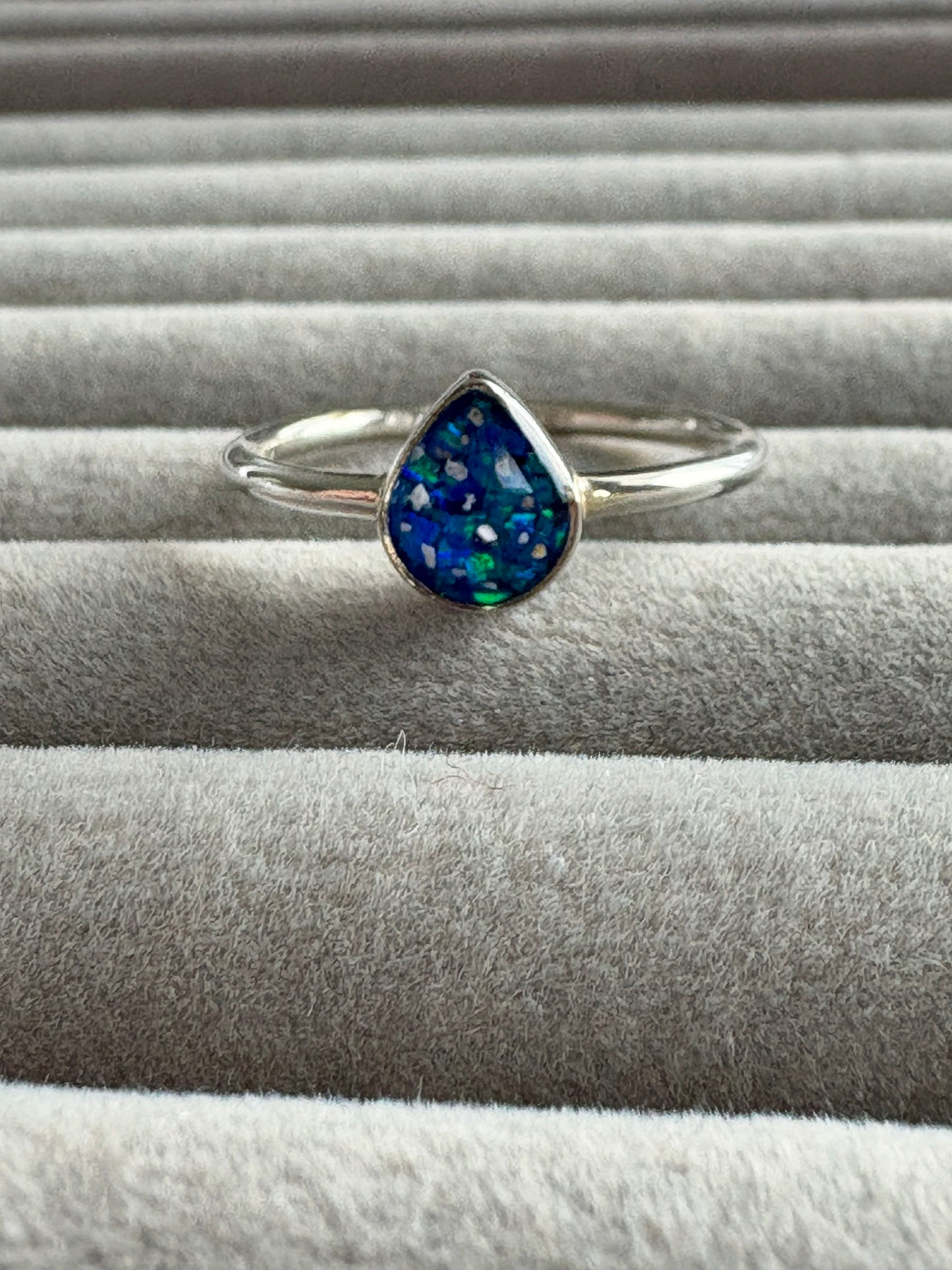 Silent Teardrop Ring