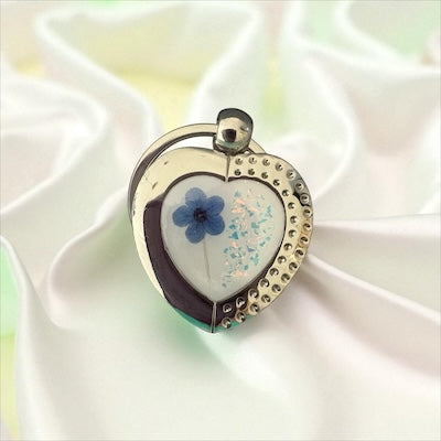 Forget-me-not Keyring
