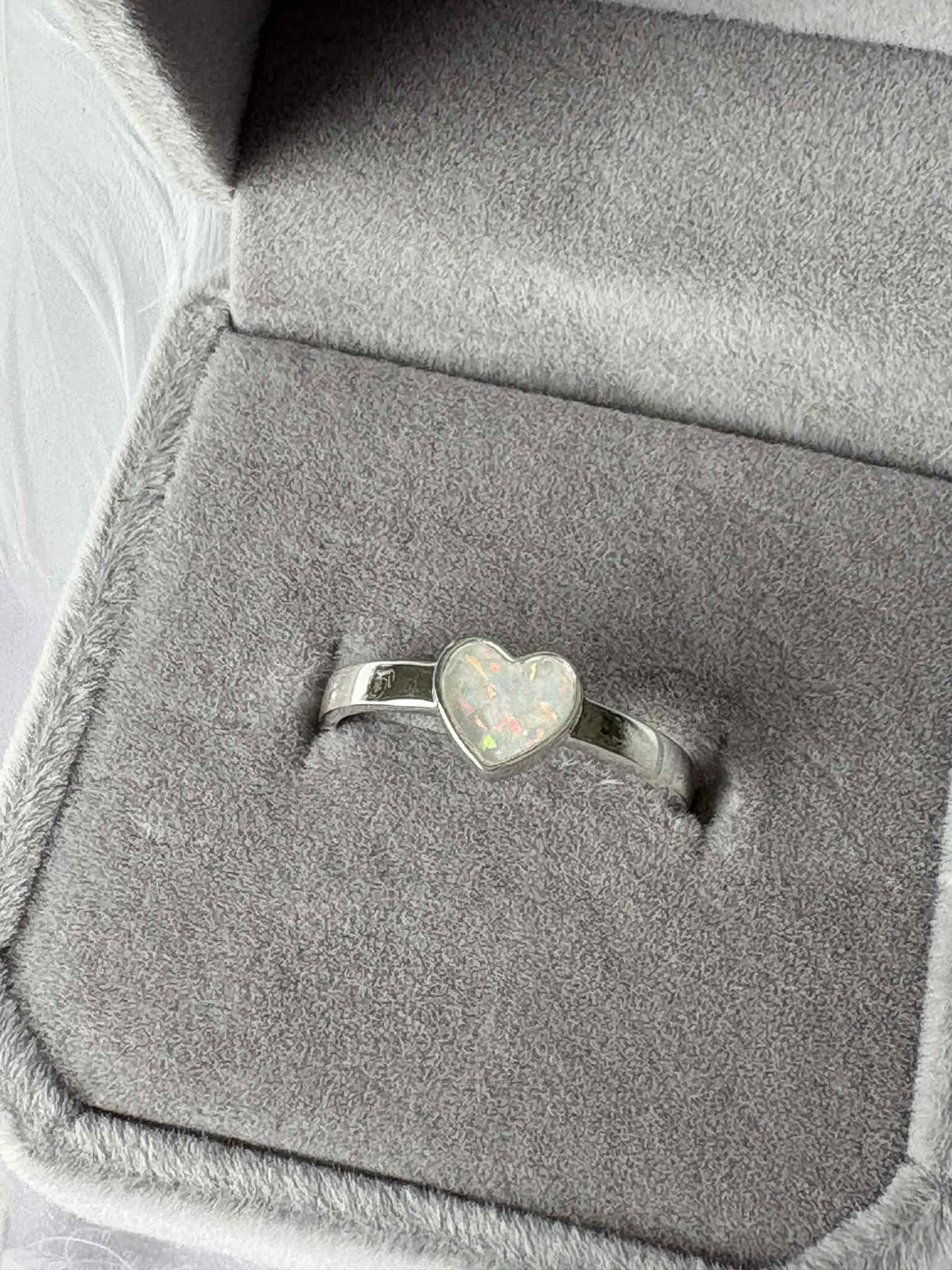 Classic Heart Ring