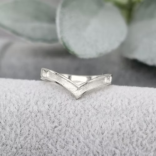 Plain Wishbone Ring