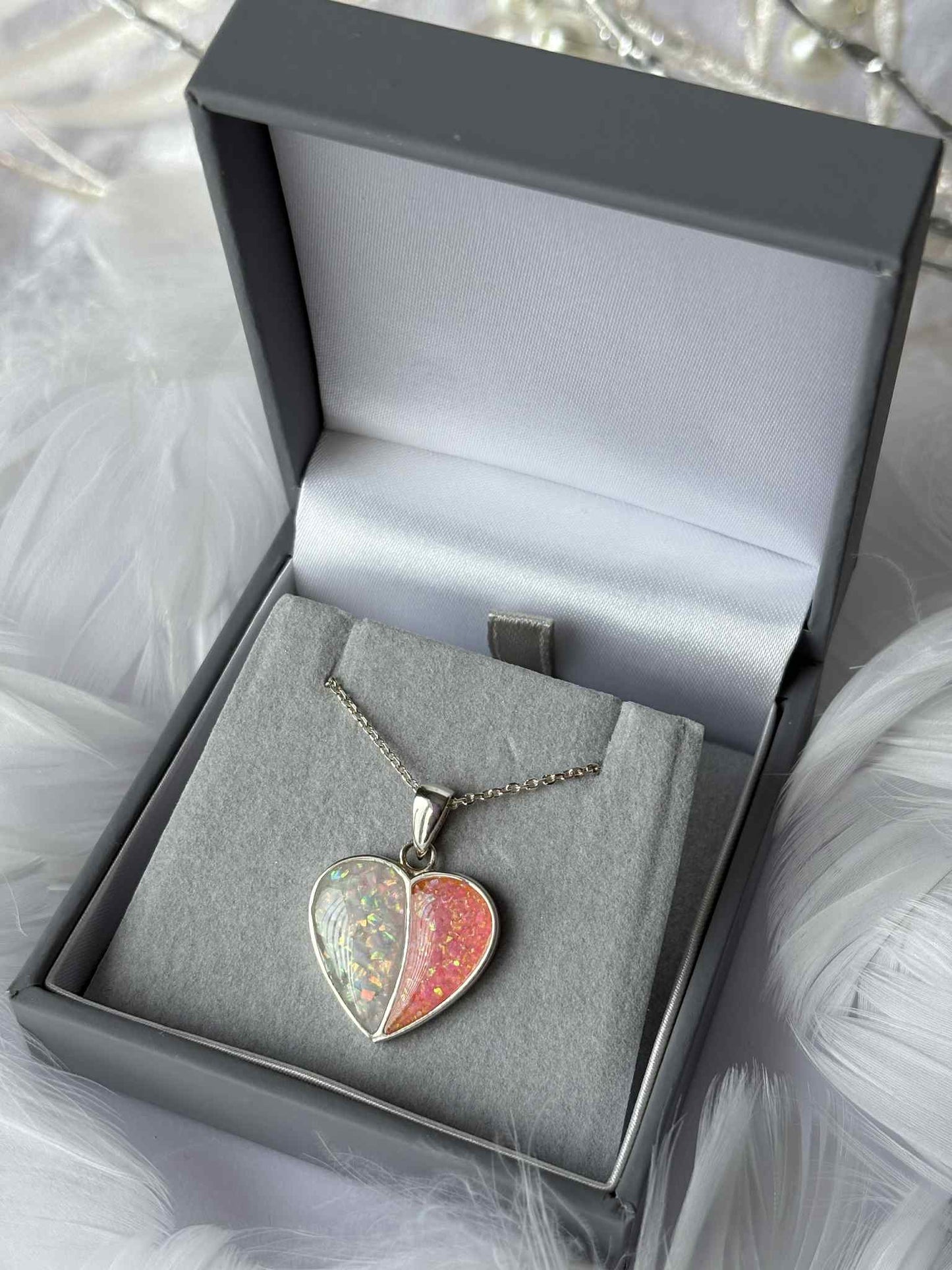 Twin Love Heart Pendant, suitable for 2 sets of ashes.