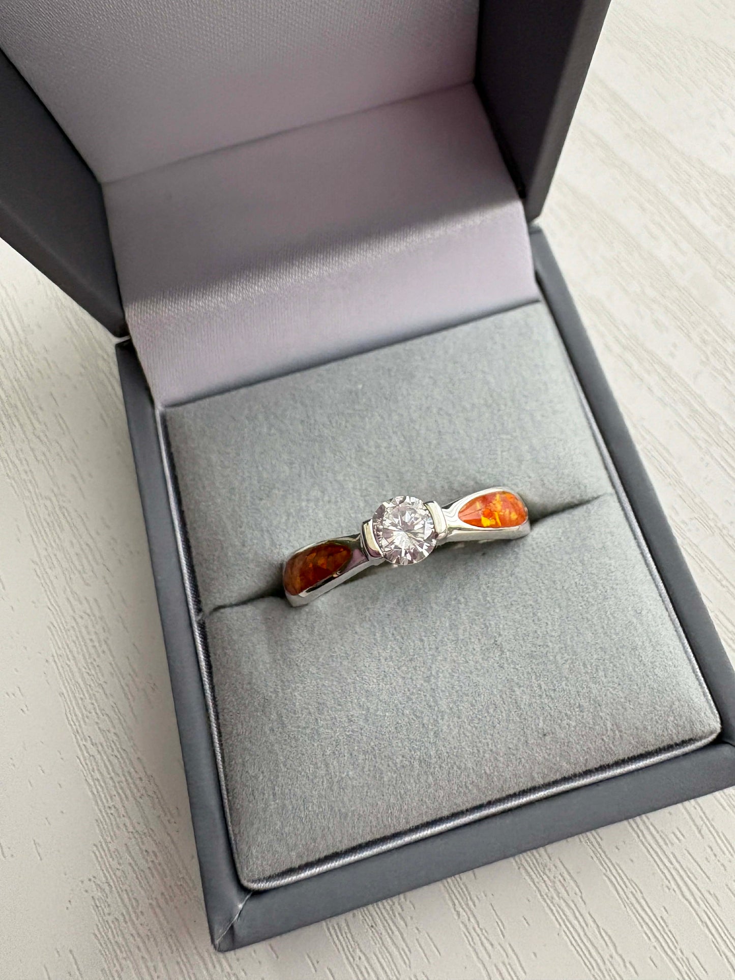 Timeless Solitaire Ring, suitable for 2 sets of ashes.