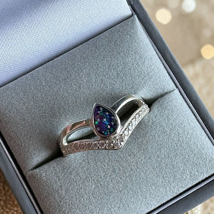 Penelopi Pear Ring