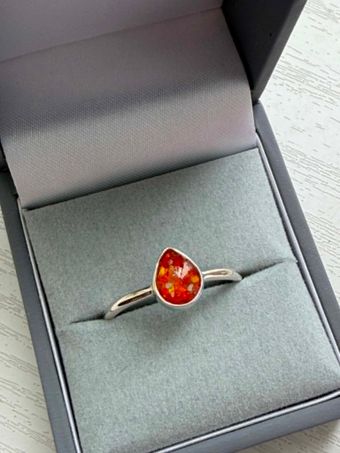 Silent Teardrop Ring