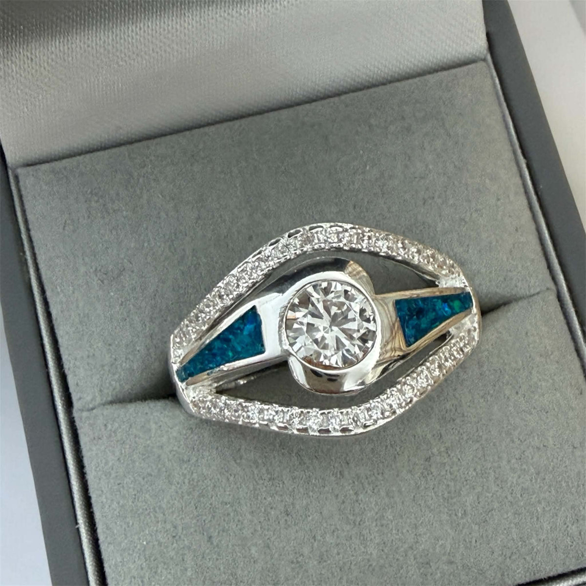 Solid Silver Guardian of Memories Ring