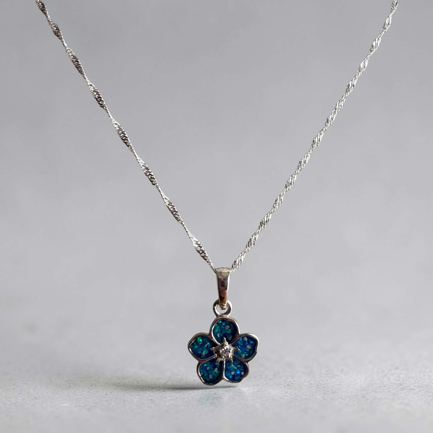 Forget Me Not Sparkling Pendant