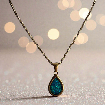 Sweet Memories Teardrop Pendant 18ct Gold PVD