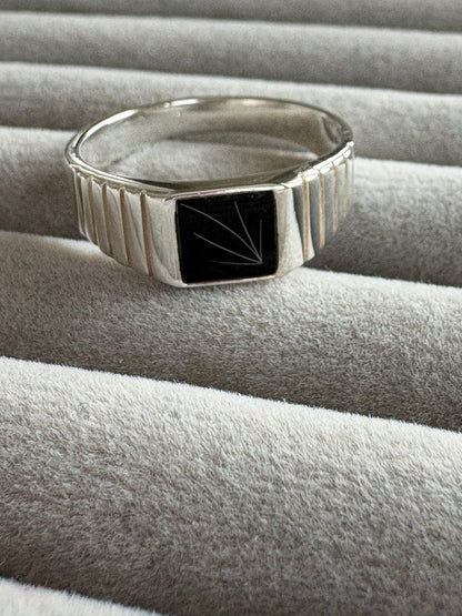 Mens Square Lined Signet Ring