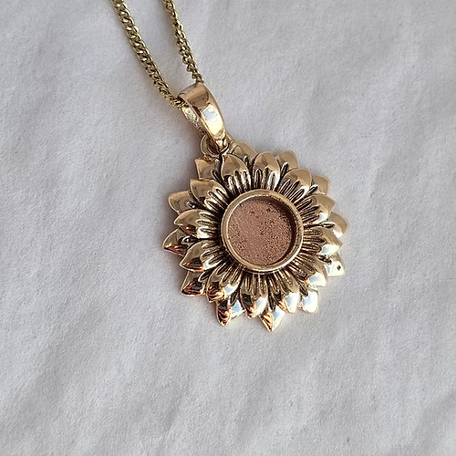 9ct Gold Sunflower Necklace