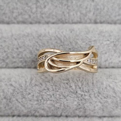 9ct Gold Angel Wing Ring