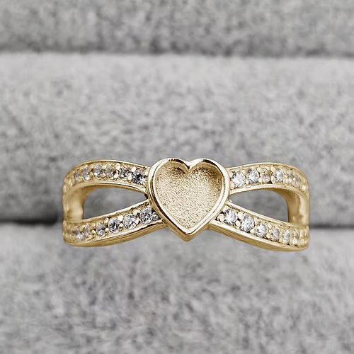 9ct Gold Eternal Embrace Ring