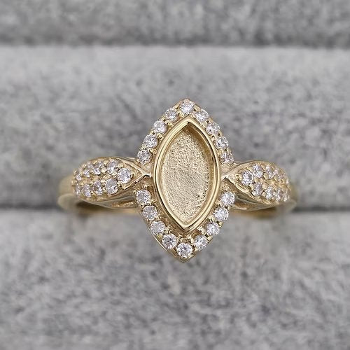 9ct Gold Princess Marquise Ring