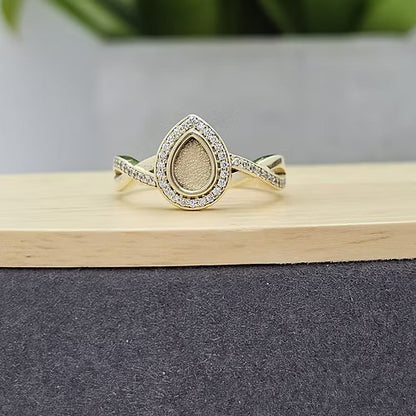 9ct Gold Criss Cross Tearstone Ring