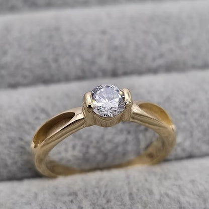 9ct Gold Timeless Solitaire Ring