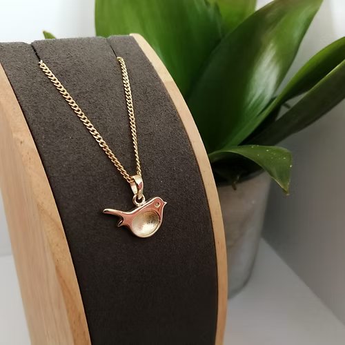 9ct Gold Whispering Robin Necklace