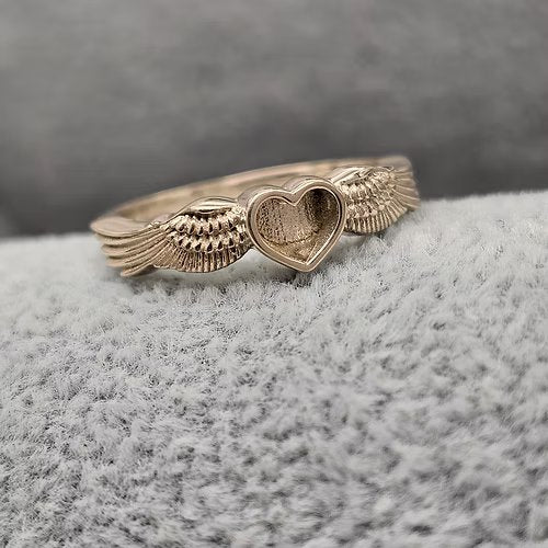 9ct Gold Wings of Love Ring