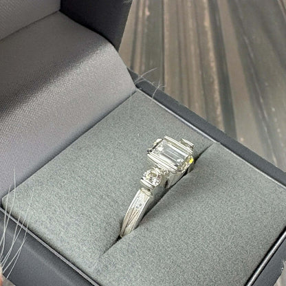 Amazing Grace Ring, suitable for 2 sets of ashes.