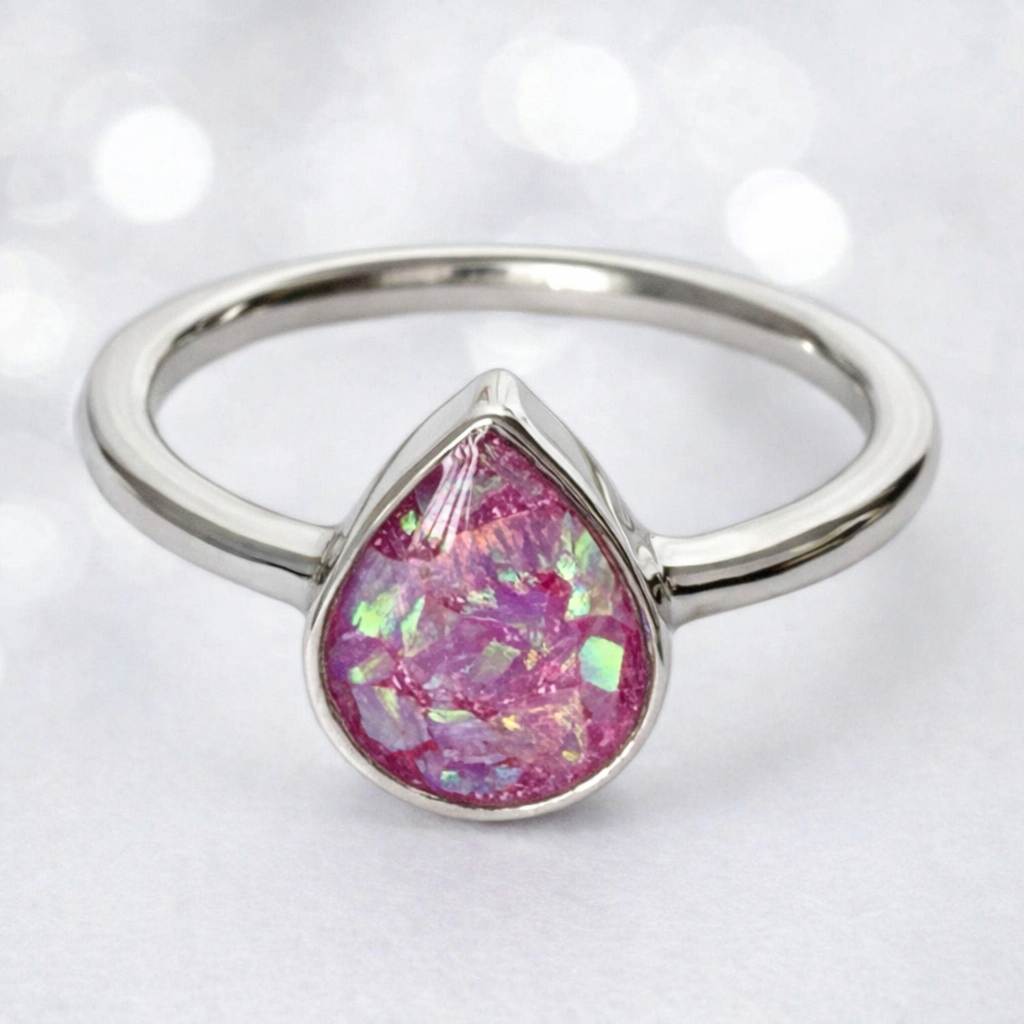 Silent Teardrop Ring