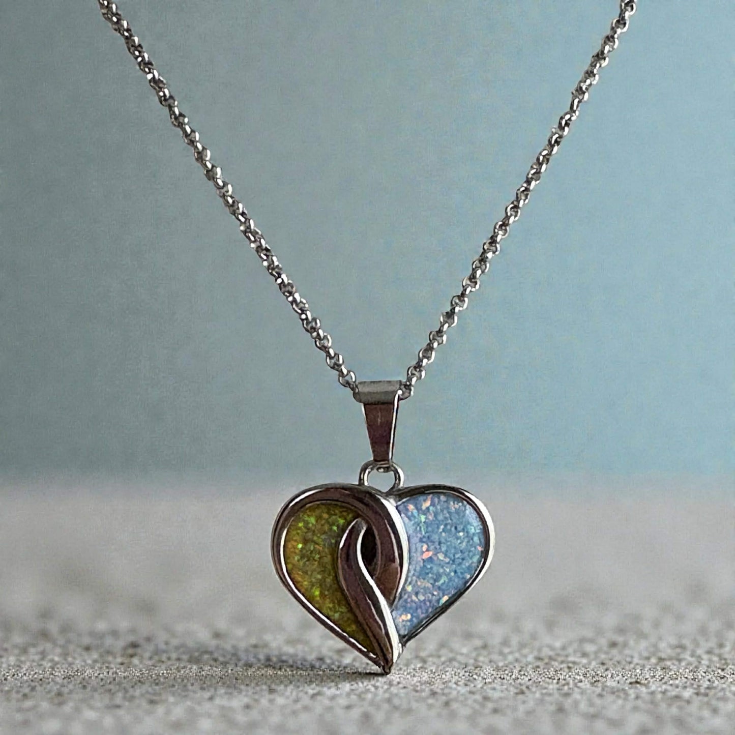 Crossover Heart Stainless Steel Pendant, suitable for 2 sets of ashes.