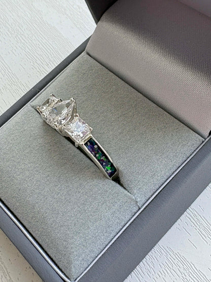 Princess Cassandra Ring, suitable for 2 sets of ashes.