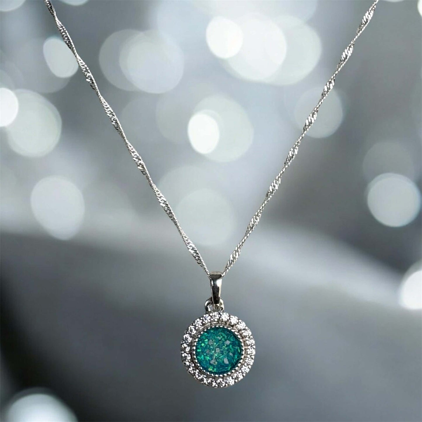 Sparkling Joan's Halo Pendant