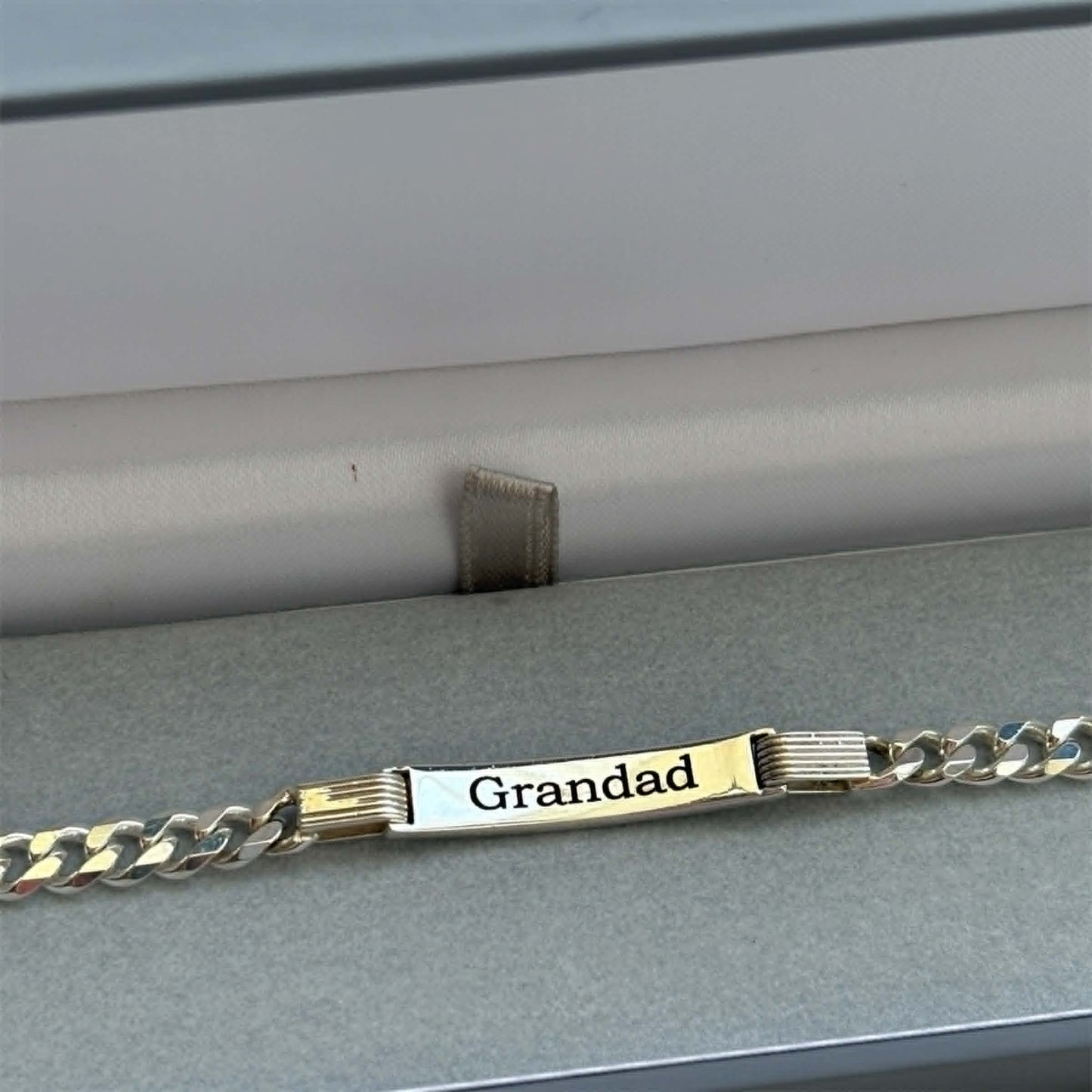 Mens Solid Silver Curb Bracelet (Engraveable)