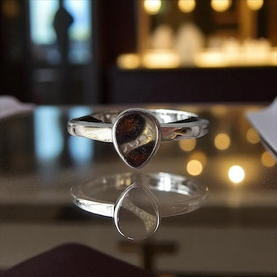 Silent Teardrop Ring