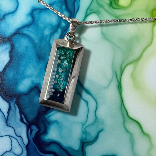Mens Heritage Bar Pendant