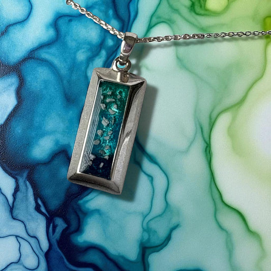 Mens Heritage Bar Pendant