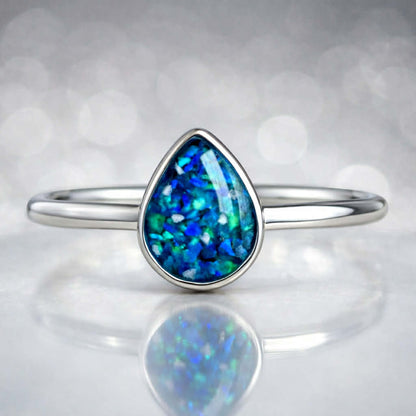 Silent Teardrop Ring