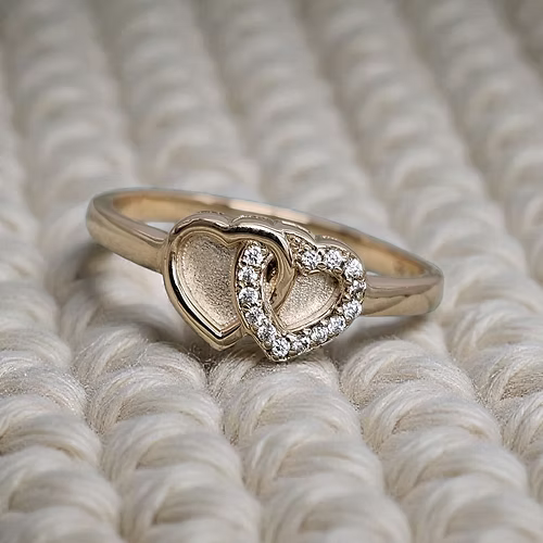 9ct Gold Heart to Heart Ring